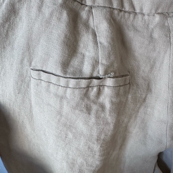 Linen light tan pants either cuffed bottom hem - Picture 6 of 7